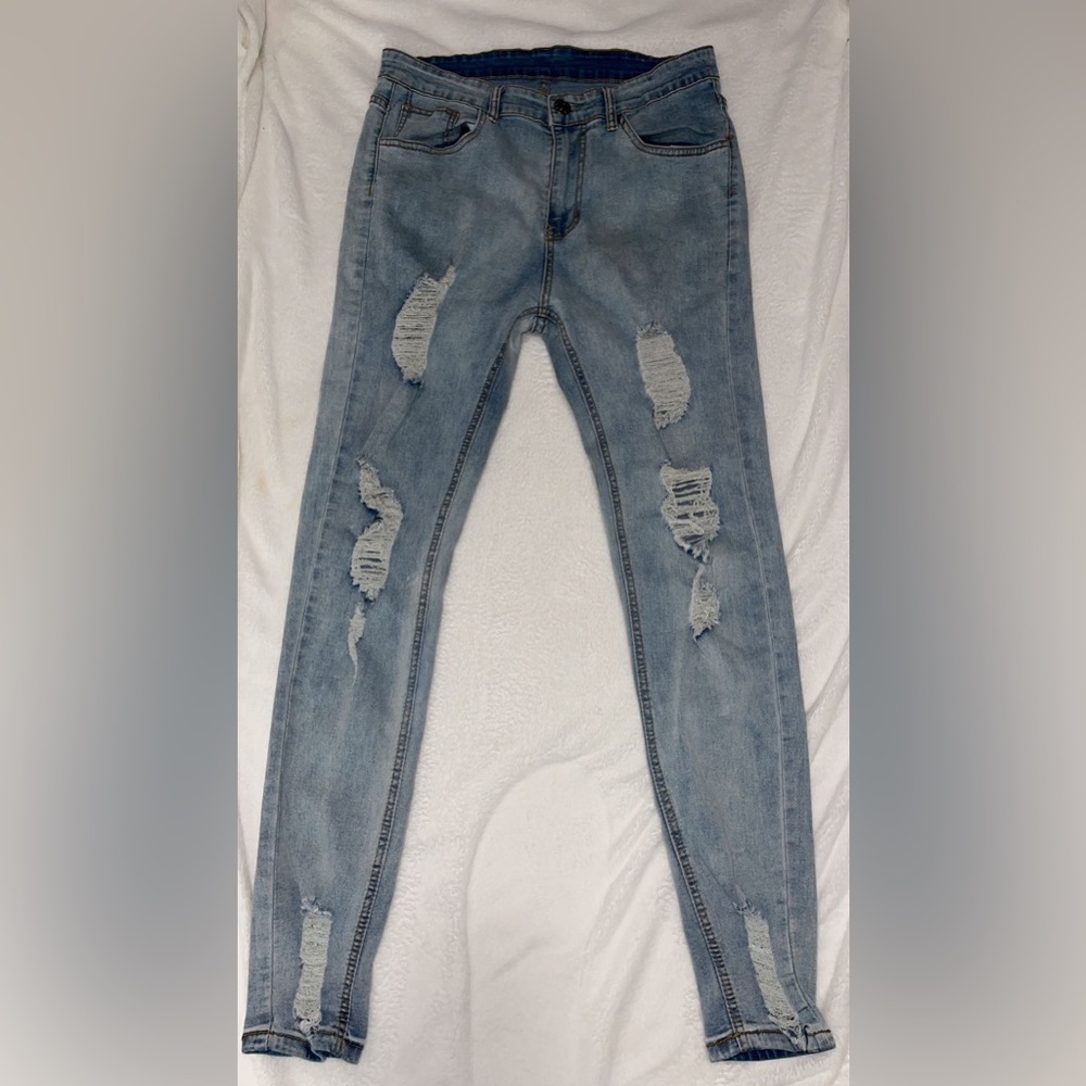 Blue distress, skinny jeans